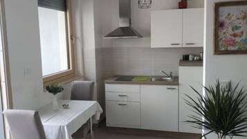 Apartment (Apartment Ilica - Studio Apartment) | Private kitchen | Fridge