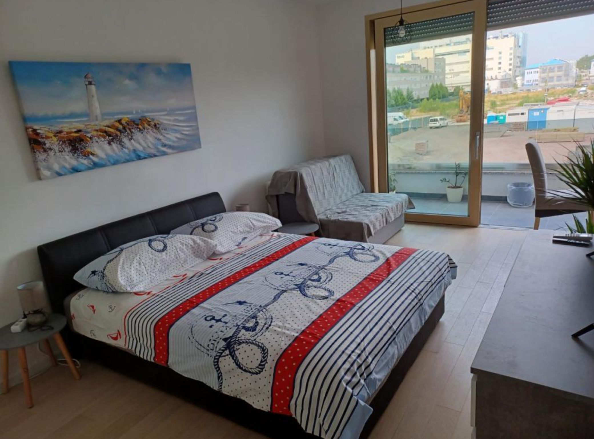 Appartement (Apartment Ilica - Studio Apartment) | Badkamer | Een douche, handdoeken