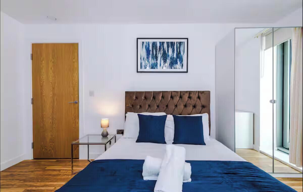 Silitysrauta/-lauta, internet, vuodevaatteet