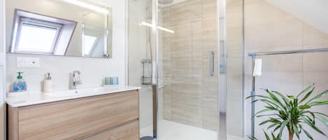 Shower, towels