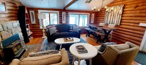 Télévision, cheminée