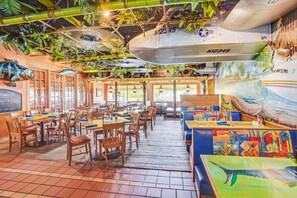 Kondominium, Beberapa Tempat Tidur (Harbourside 8816) | Tempat makan