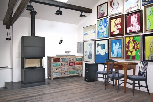 3 houses with space for up to 20 people with an exceptional rustico atmosphere