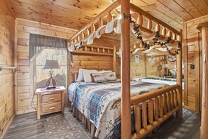 Cabin có thiết kế đặc trưng, 1 phòng ngủ, ban công, quang cảnh núi | Trang trí khác biệt, trang bị nội thất với thiết kế riêng biệt 