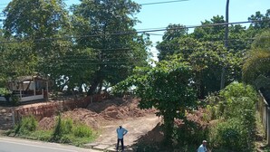 A road with a cyclist and a pedestrian. -  Amaya Hotel and Restaurant (Dikwella)
