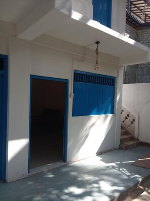 Exterior - Amaya Hostel and Restaurant (Dikwella)