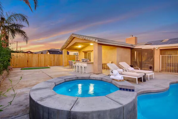 Outdoor pool, a heated pool