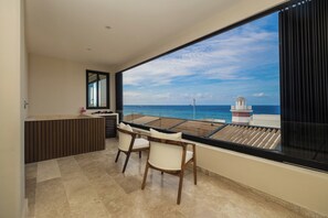 Interior - Ocean Views from all Rooms - Private Hot Tub (Cozumel)