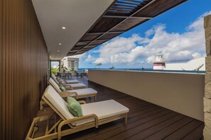 Terrace/patio - Ocean Views from all Rooms - Private Hot Tub (Cozumel)