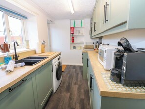 Máy rửa bát, dụng cụ nấu nướng/bát dĩa/dao nĩa 