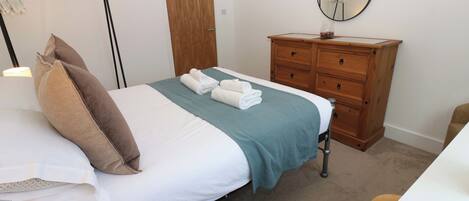 3 chambres, décor unique, ameublement unique, accÚs au Wi-Fi (inclus)