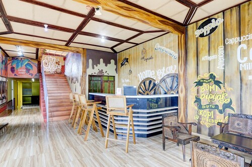 OYO 90303 Cafe & Homestay Kolam Pancing