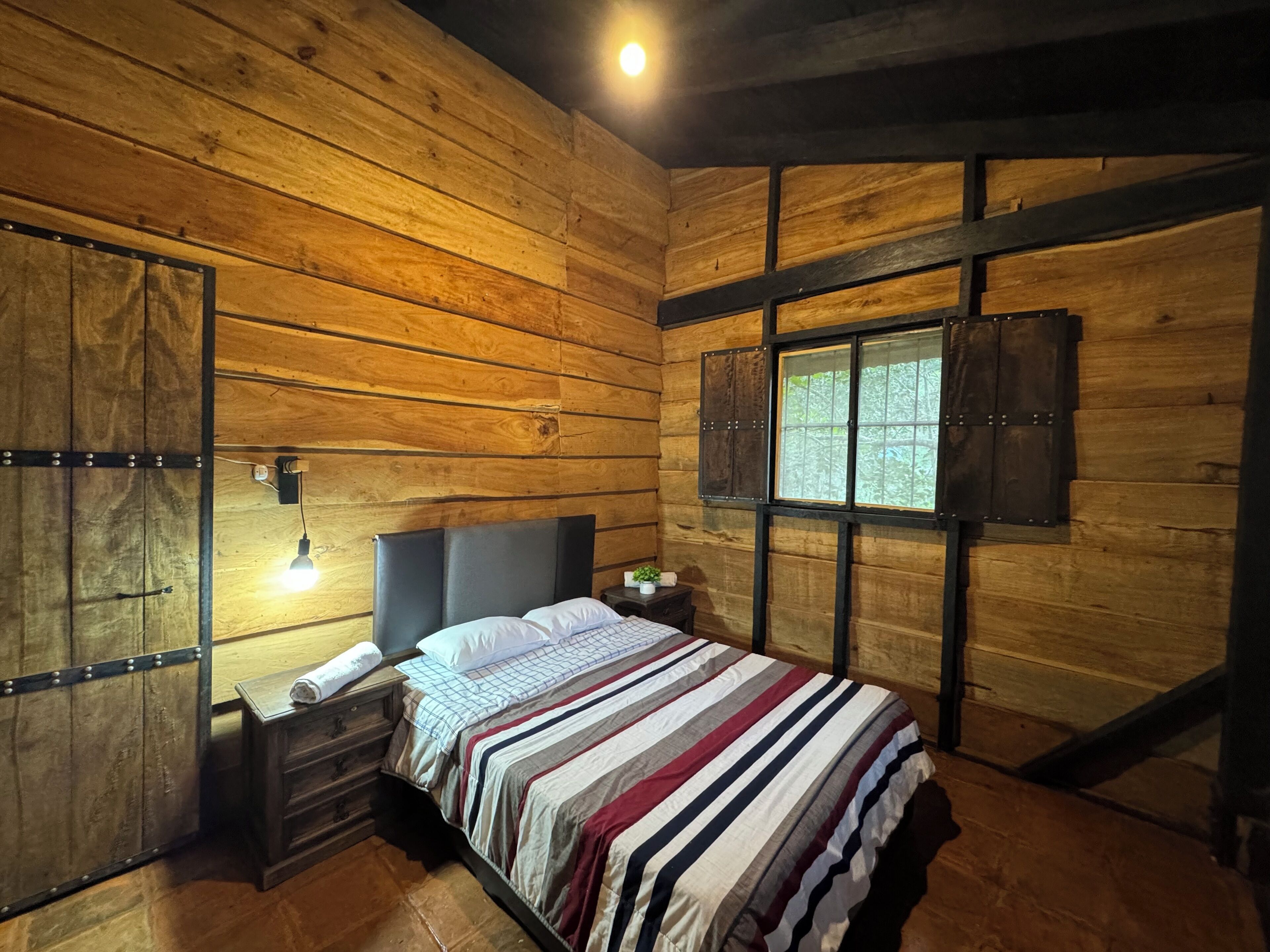 Cabaña familiar, vista al patio | Wifi gratis 