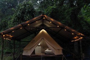 Romantic Tent, Garden View - Aldea Alemm (Coatepec)