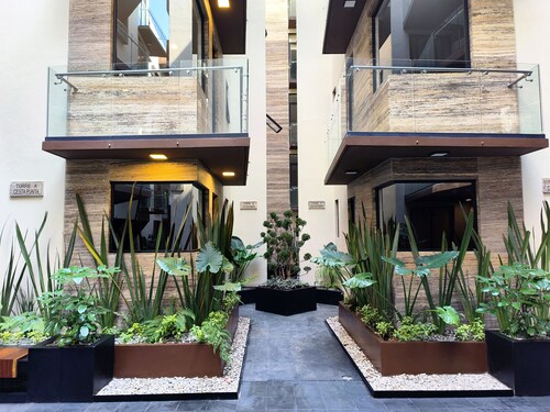 Flats Friends Condesa-Pelotari