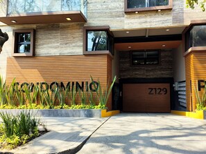 Entrada de la propiedad