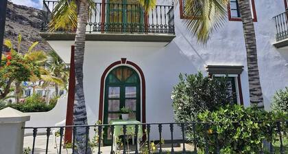 "Bei Geli "the quietly located apartment very close to the beautiful Puerto de Mogan