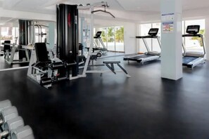 Fitness facility - Private Oasis, Sleeps 8, Ocean Views | Three Bedroom Villa | Beachscape Kin Ha (Cancún)