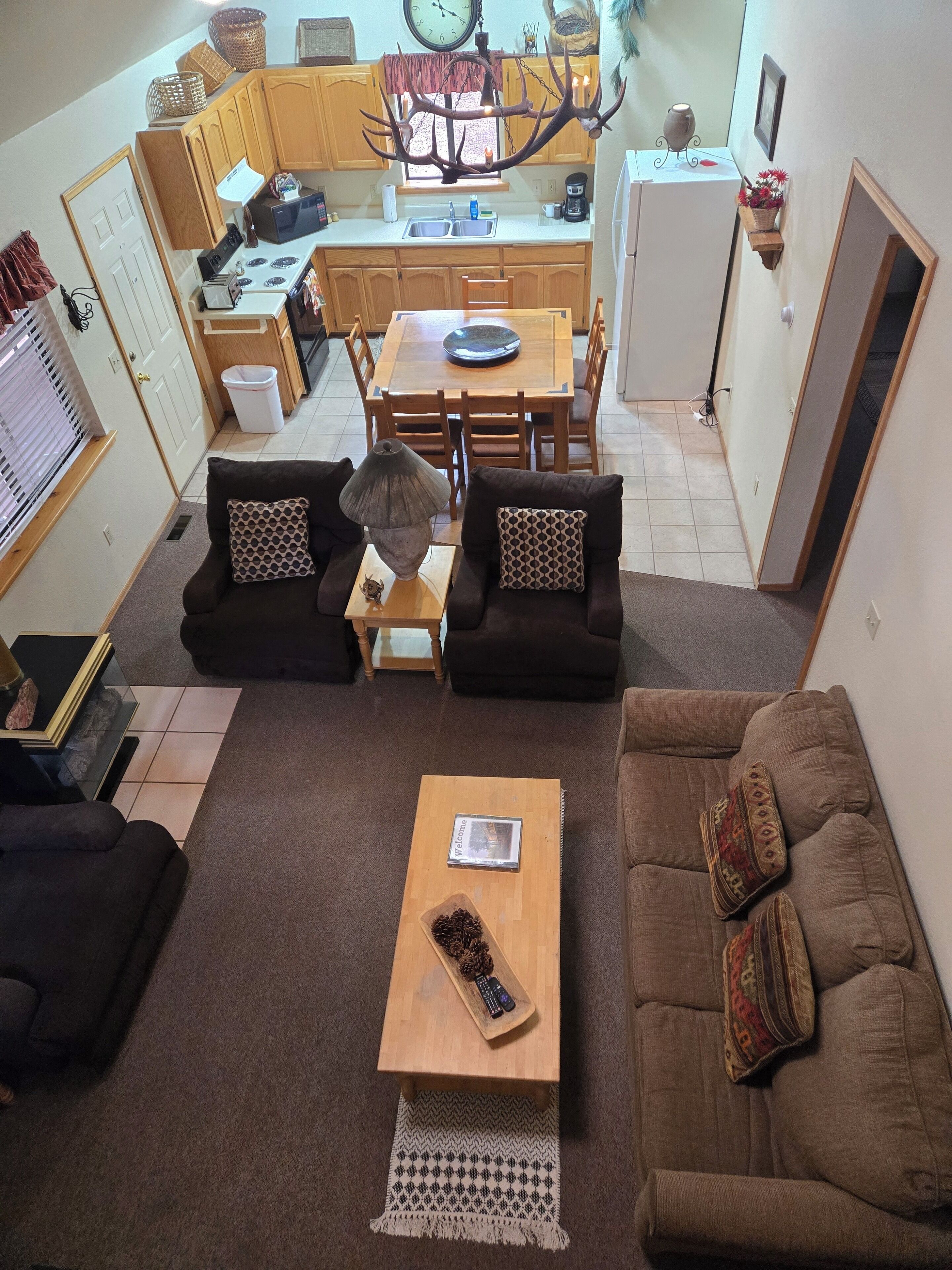 Smart TV, fireplace, DVD player