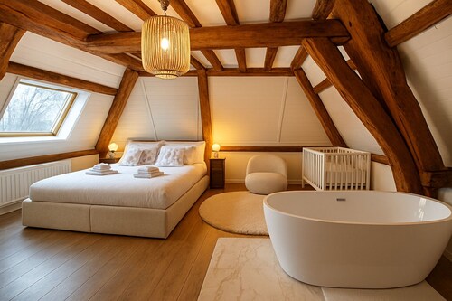 Villa Eden country gite with pool table and table soccer!