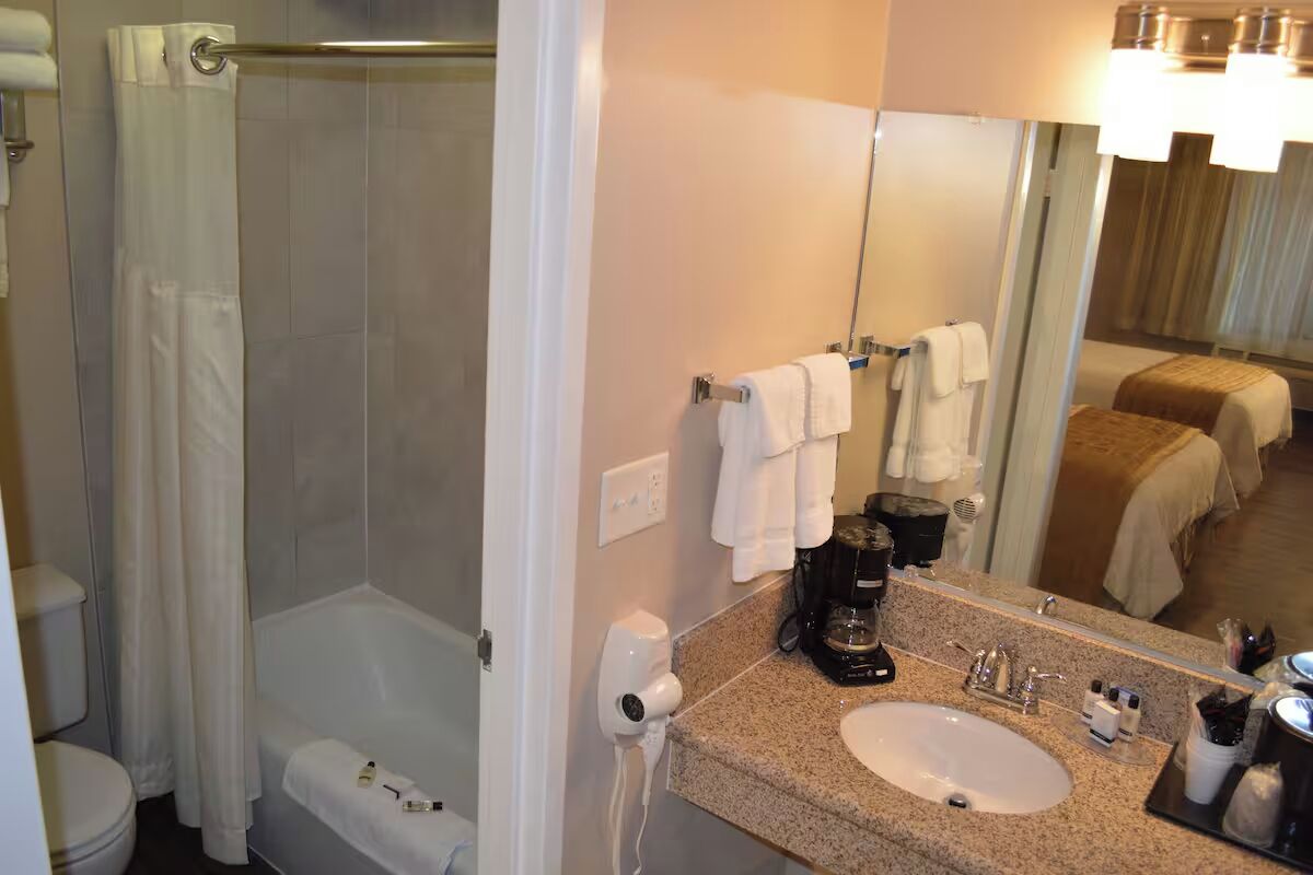 Superior Double Room | Bathroom