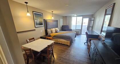 Home Away Inn LLC Laramie