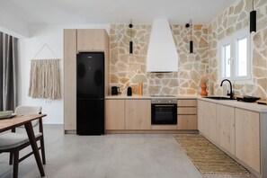 Private kitchen - Villa THÉA III, Villa THÉA Naxos (Naxos)