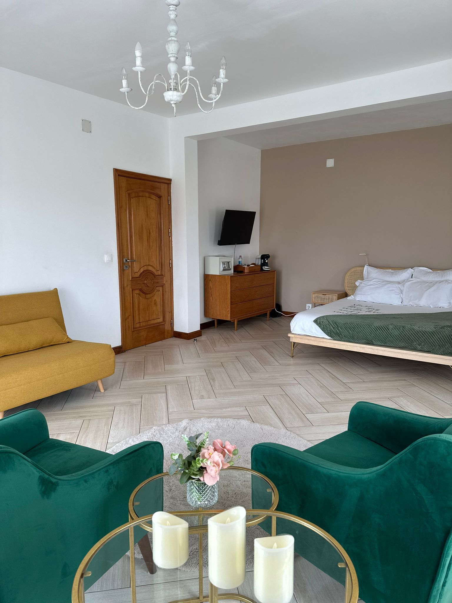 Premium Room, Balcony, Garden View | In-room safe, iron/ironing board, free WiFi, bed sheets