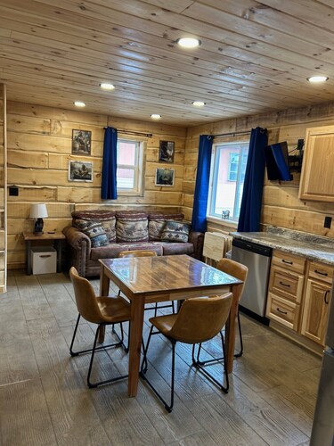 Cabin 2 on The Willow Reservoir