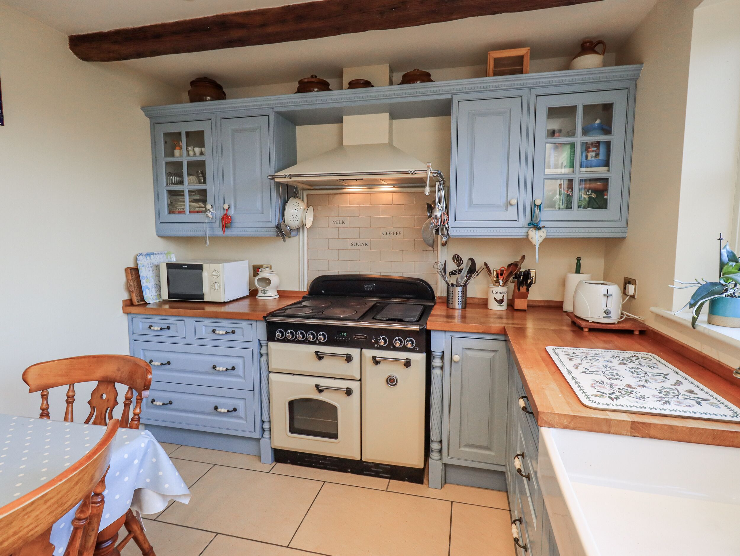 Talheres/pratos/utensílios de cozinha