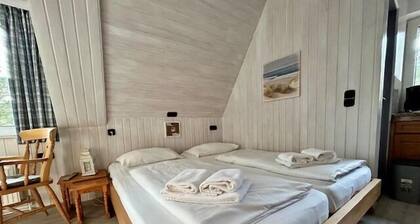 Ferienwohnung Schwalbennest_OG re