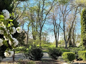 Property grounds - Black Walnut House @ Pioneer Park + W2 Central (Walla Walla)