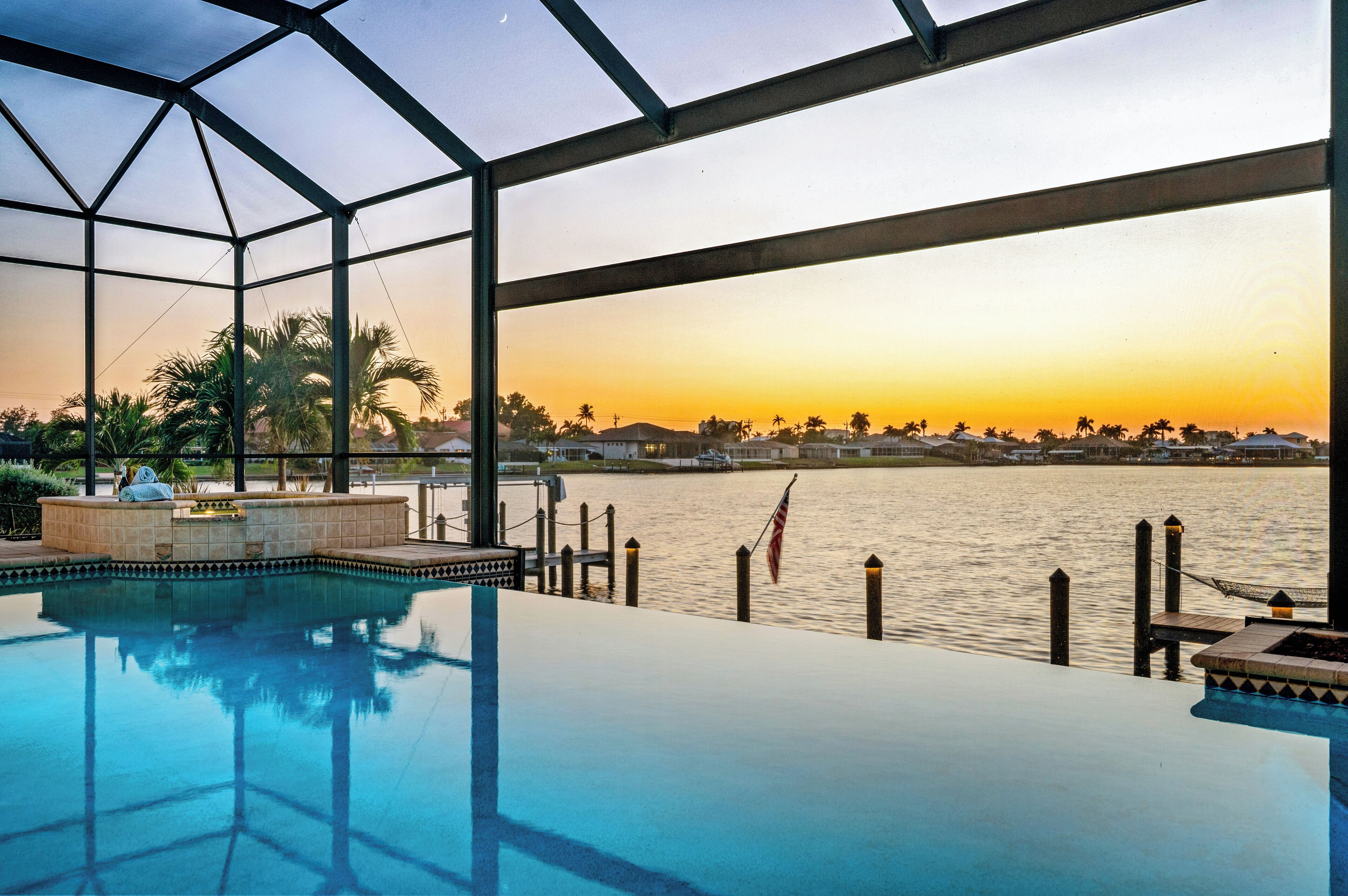 屋外プール、温水プール