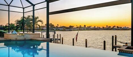 屋外プール、温水プール