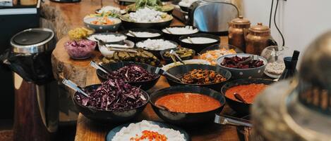 房內用餐