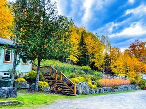 Seasonal outdoor pool - Le PanoramiK by Gestion ELITE (Mont-Tremblant)