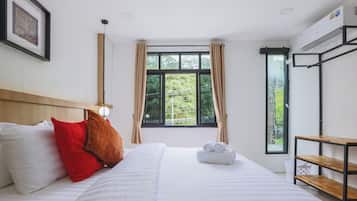 Comfort House, Balcony, City View | Laptop workspace, free WiFi