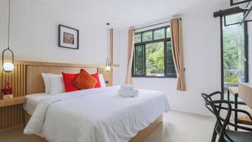 Hus – comfort, balkong, byutsikt | Skrivebord for bærbar PC og wi-fi (inkludert)