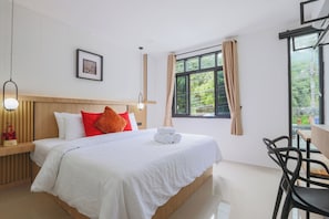 Hus – comfort, balkong, byutsikt | Skrivebord for bærbar PC og wi-fi (inkludert)