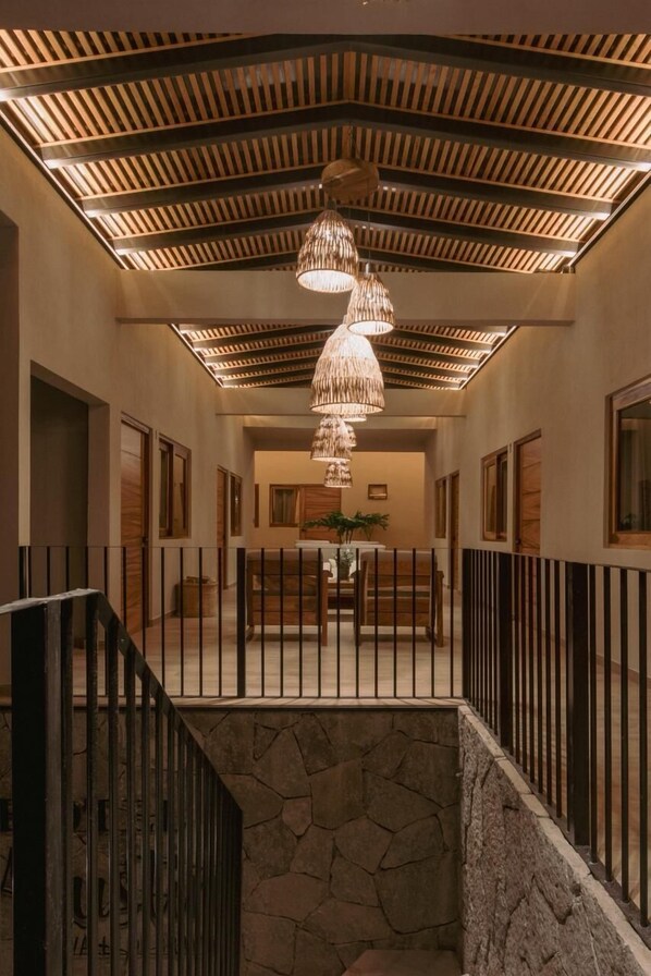 Interior - Hotel Bravo (Valle de Bravo)