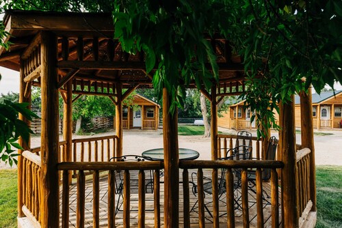 Rustic Ridge Cabin 1, Charming Dayton Retreat