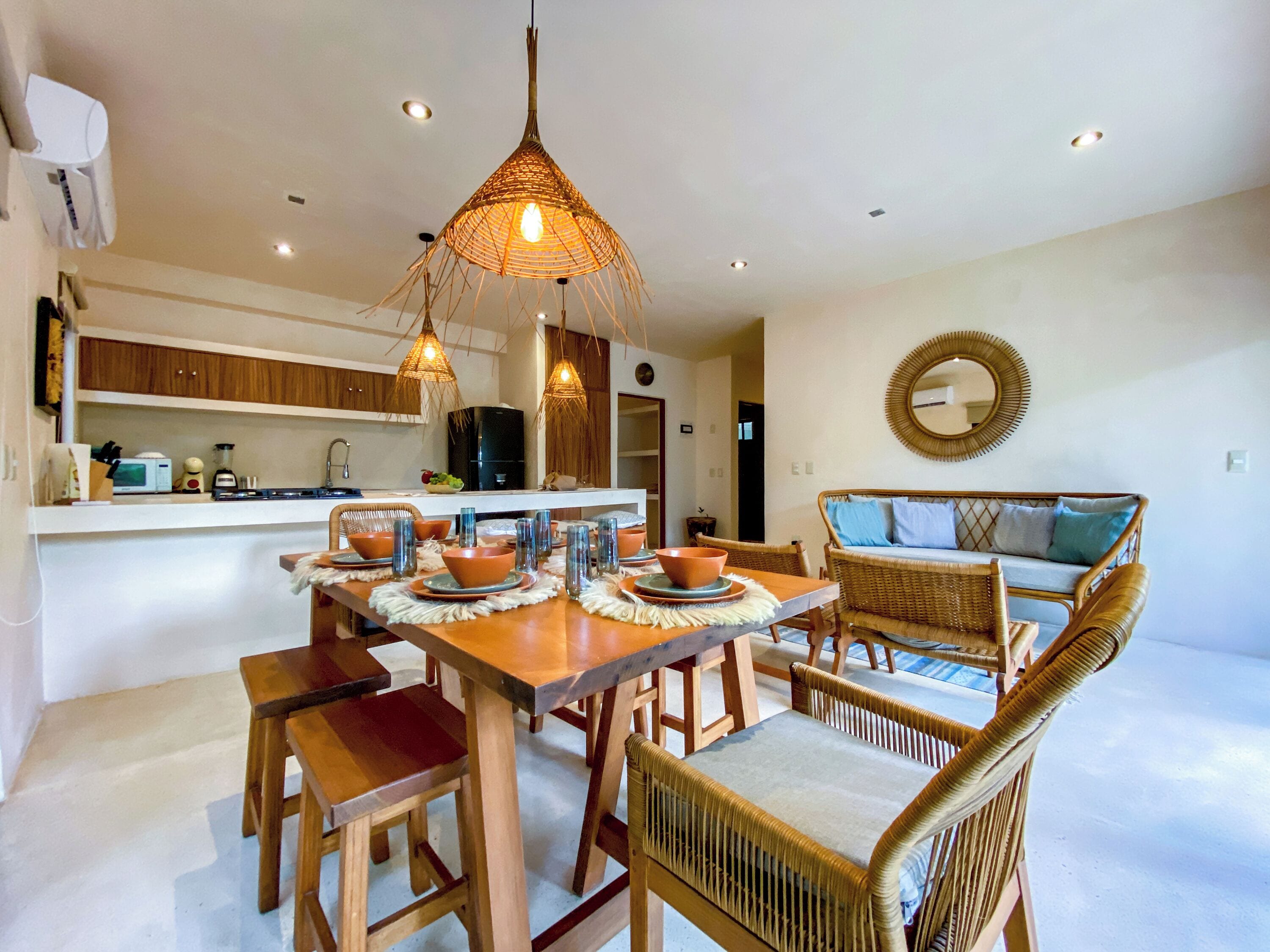 Signature-Apartment, 2 Schlafzimmer, Terrasse, Gartenblick | Esszimmer