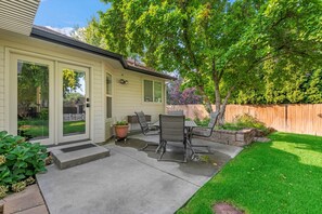 บ้านพัก | 5 ห้องนอน