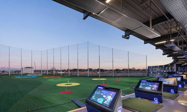 House | 5 bedrooms - Cozy 5BR w Fire Pit BBQ Near Topgolf Fun (Meridian)