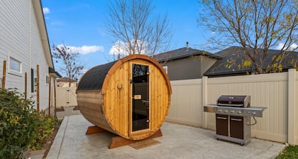 Single-level Gem Sauna - Fire Pit - Swing Set