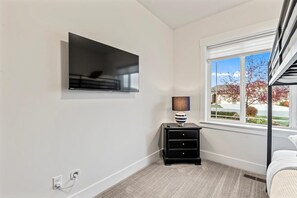 House | 4 bilik tidur 