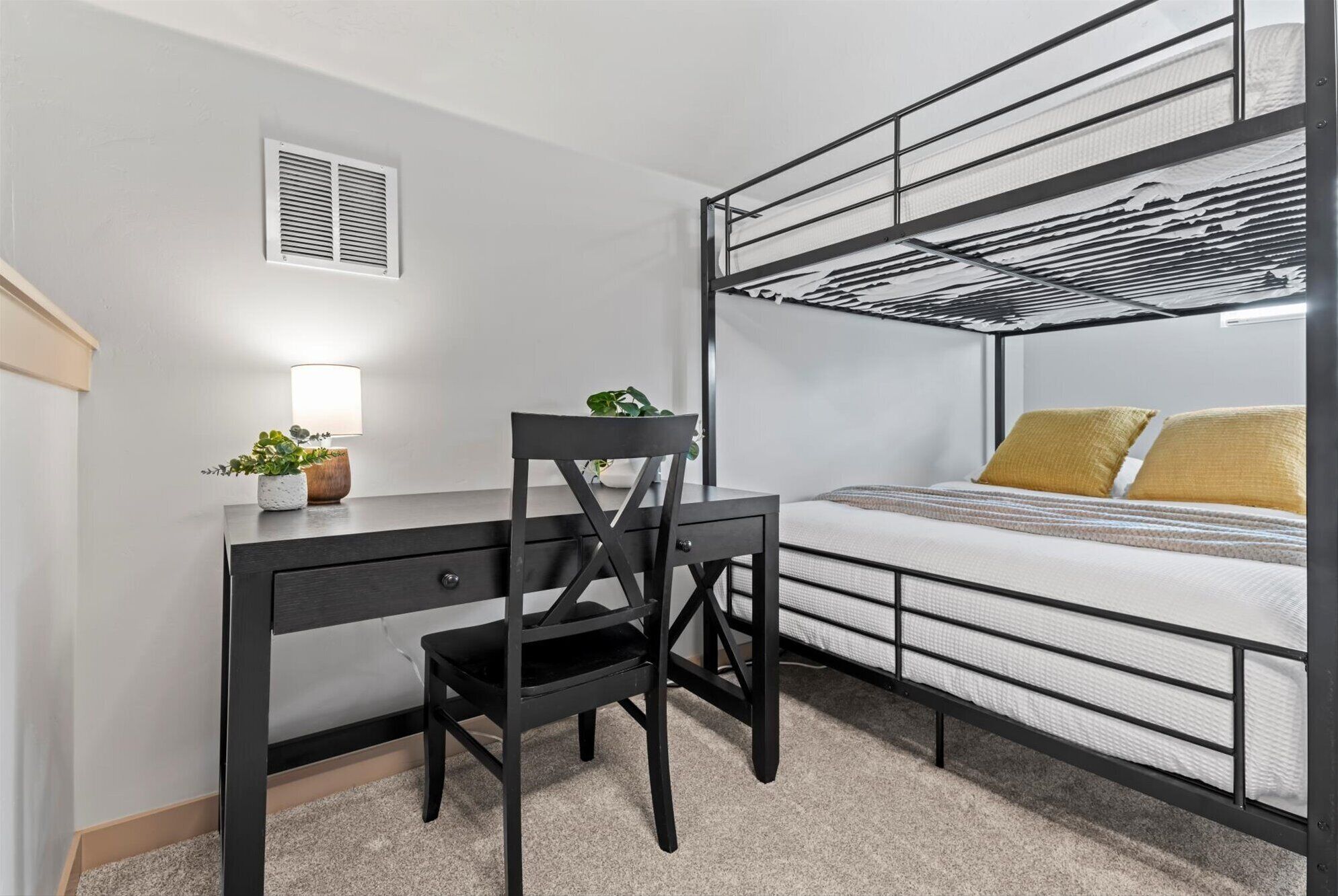 Nhà | 4 phòng ngủ 