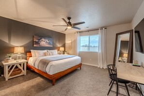 House | 3 bedrooms - Mineral Hot Tub Fire Pit Game Room King Bed (Meridian)