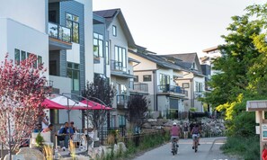 บ้านพัก | 4 ห้องนอน