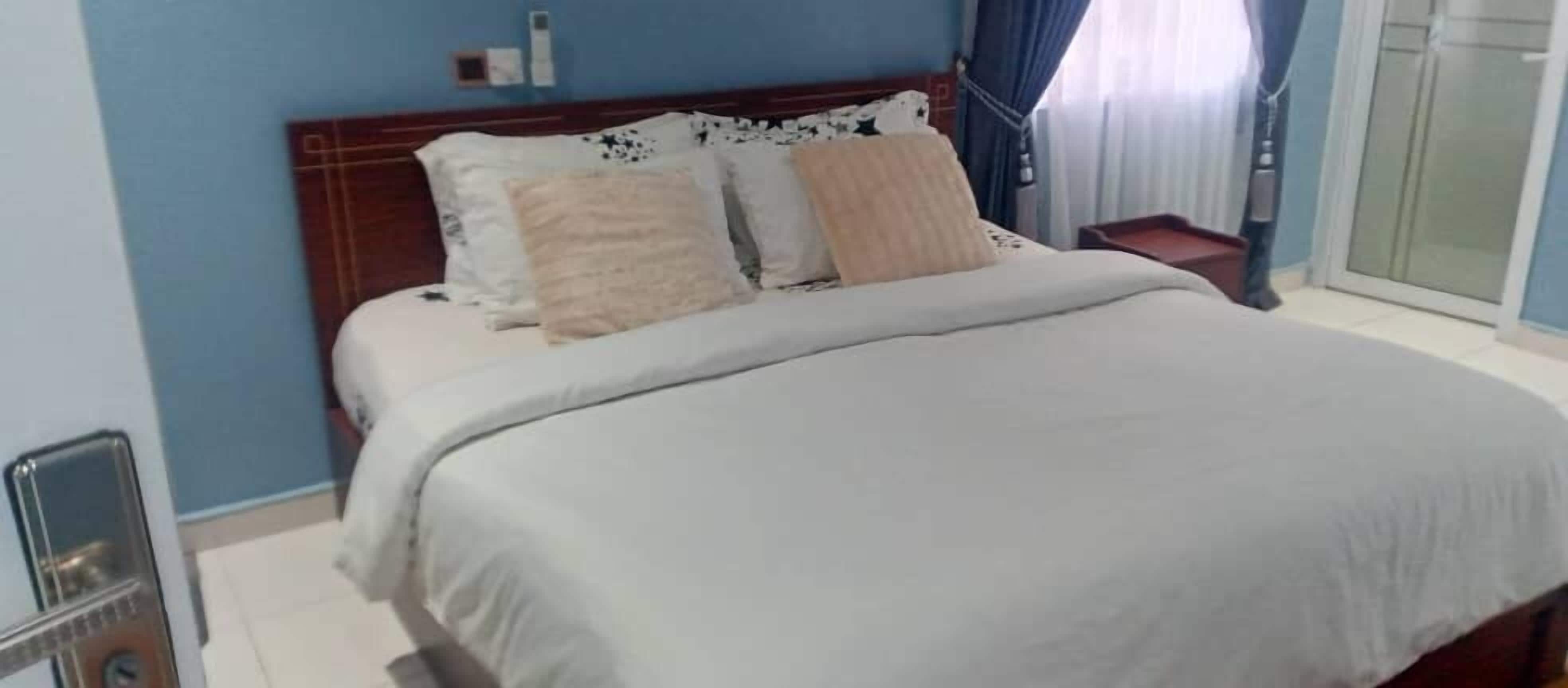 Apartment, 3 Bedrooms, Air conditioning, Ground Floor